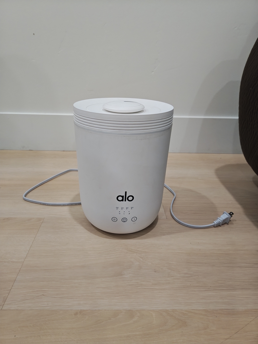 ALO Yoga White Ultrasonic Portable Humidifier